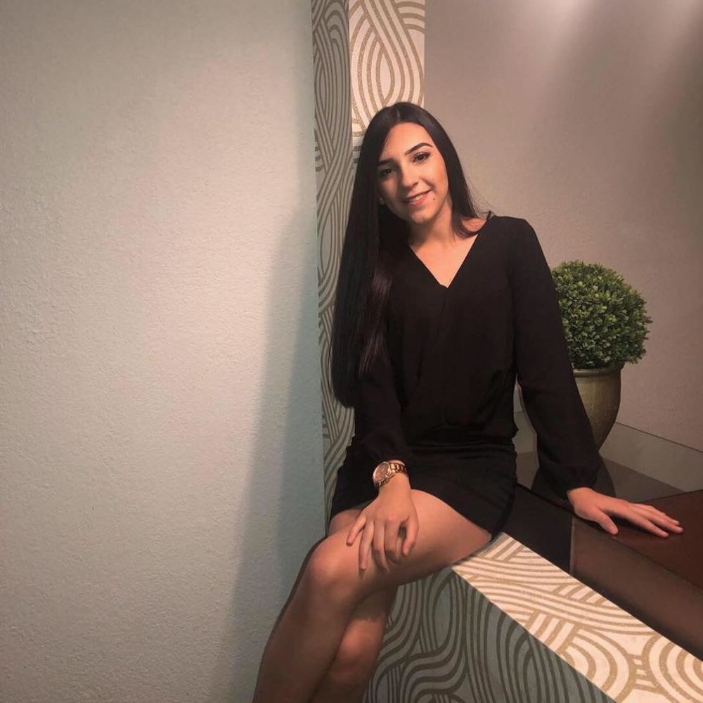 Meet your Posher, Giselle